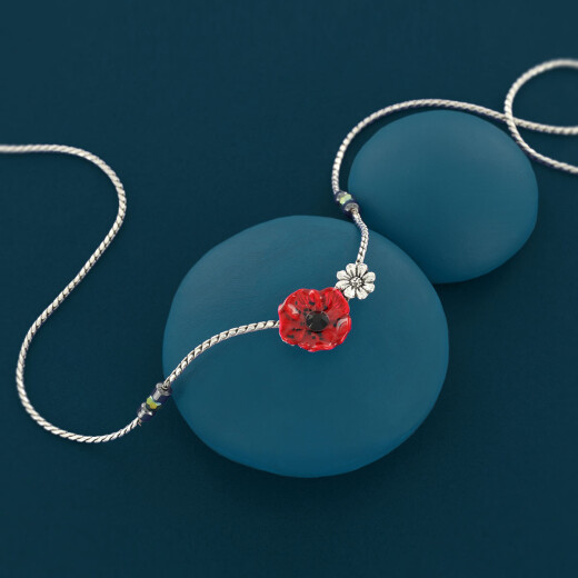 Damenkette mit rotem Mohn - Joli coquelicot von Taratata