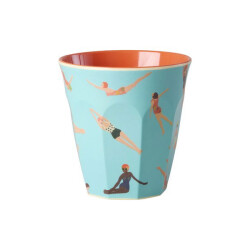 Retro Swimster | Melamin Becher Medium | Rice - mittelgroßer robuster Becher mit Schwimmerinnen in bunten Badeanzügen