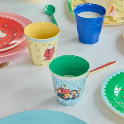 Snoopy mit Freunden | Melamin Becher Medium | Blau | Rice x Peanuts