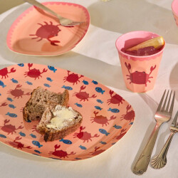 Krabbe in Koralle | Melamin Becher Medium | Rice