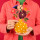 Taratata Wandschmuck Blumen mit gelber Vasen - Handgemalte Wanddeko