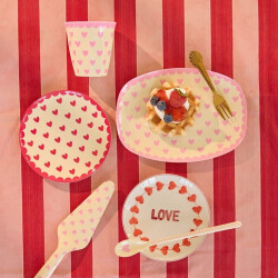 Favorite Hearts - Kuchenteller aus Melamin mit roten...